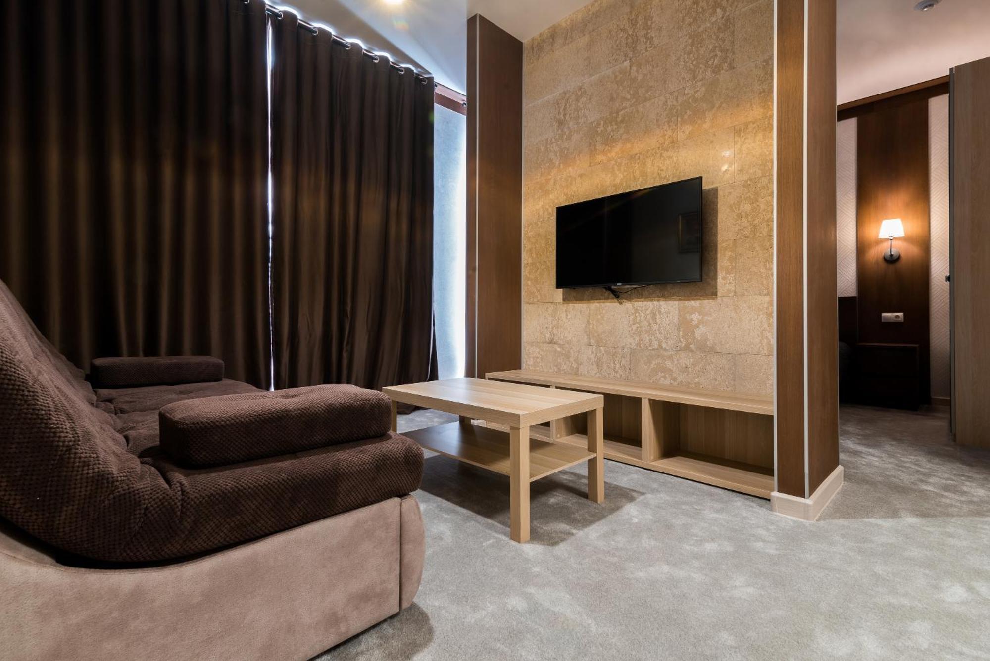 Lacasa Hotel Karaganda Bagian luar foto