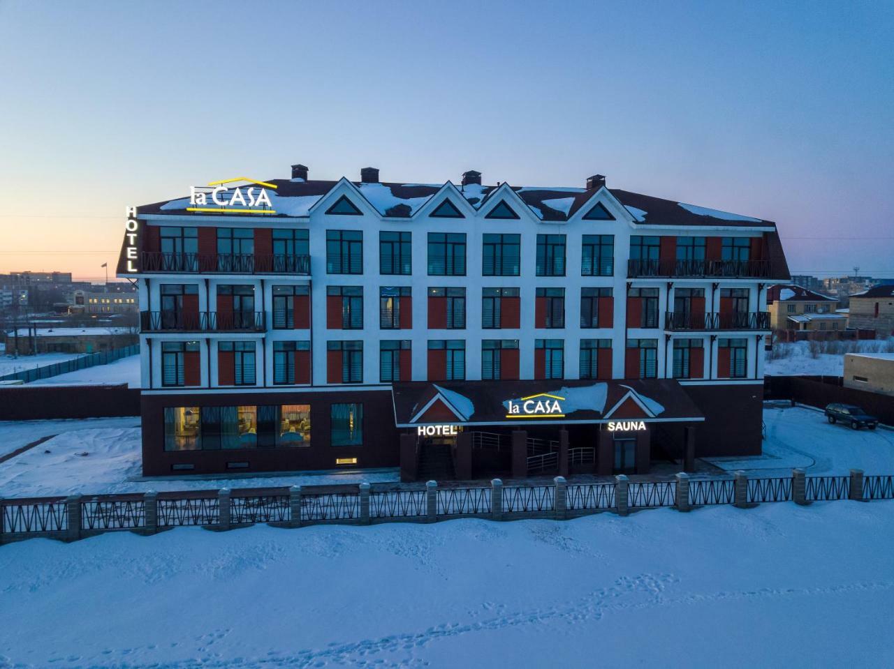 Lacasa Hotel Karaganda Bagian luar foto